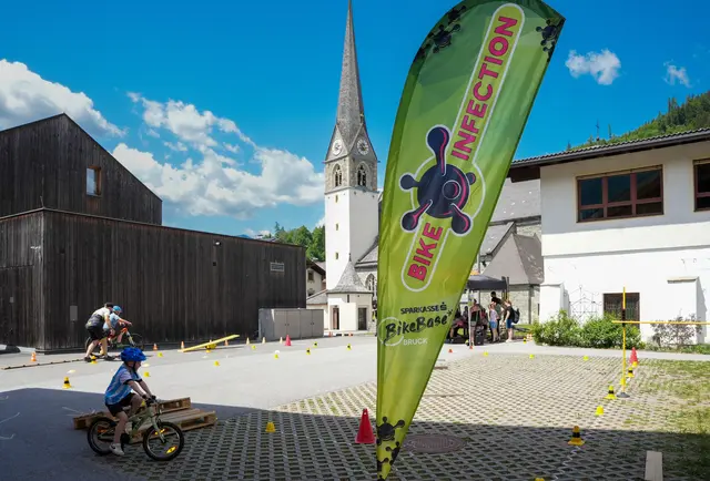 Foto: Roland Hölzl