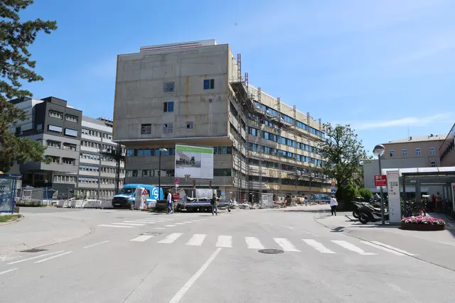 Für die Standorte LKH und CDK wurde ein umfassender Entwicklungsplan erarbeitet. Im Bild der künftige Standort der Inneren Medizin III | Foto: Land Salzburg/Franz Neumayr