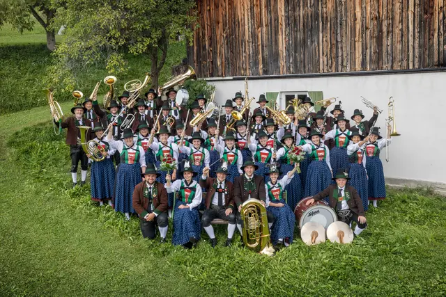 Drei Festtage, 16 Kapellen und eine Premiere