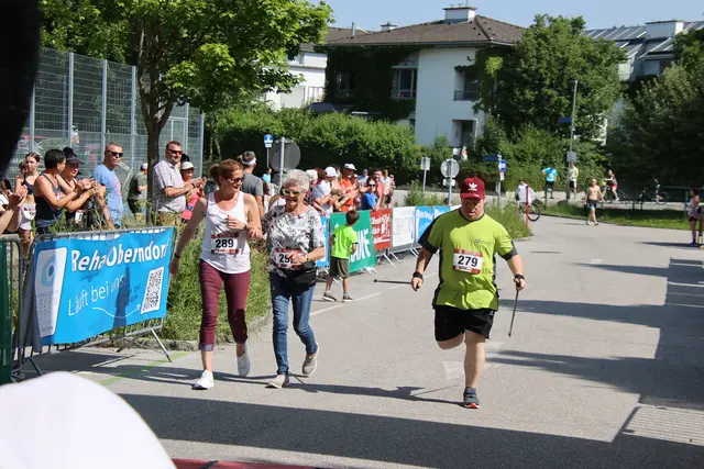 Eine Strecke, die Menschen verbindet. Der Inklusionslauf ist am Weg, auch dieses Jahr ein beeindruckendes Zeichen zu setzen. | Foto: Schweighofer