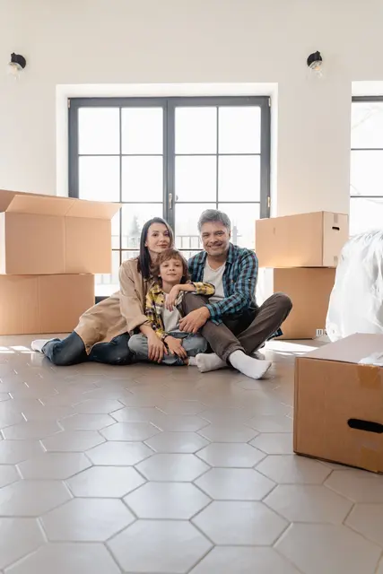 Junge Familien fühlen sich im Bezirk Weiz wohl. | Foto: pexels / MART PRODUCTION