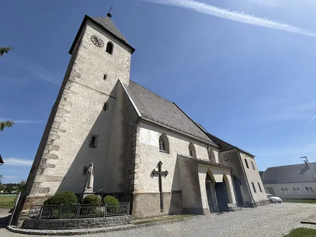Blick auf die Wallfahrtskirche "Maria am grünen Anger". Geweiht ist sie dem Fest Maria Himmelfahrt. | Foto: MeinBezirk Perg/Köck