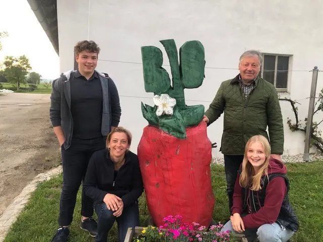 [Anzeige] "Beerige" Zeiten am Feld in Hart