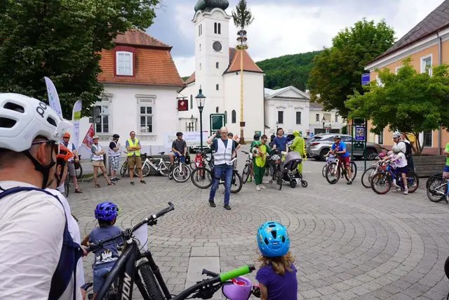 So bunt war die 7. Kidical Mass Purkersdorf mit 80