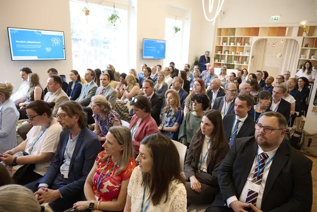 Bei der Verleihung Young-Science-Gütesiegel für Forschungspartnerschulen im Education Lab in Wien. | Foto: OeAD APA-FotoserviceHörmandinge