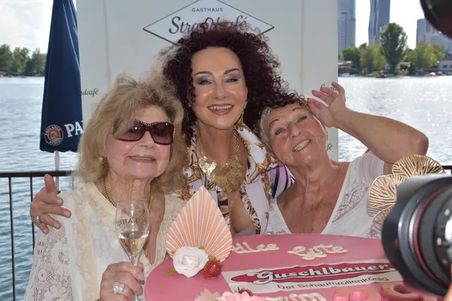 Christina „Mausi“ Lugner feierte Geburtstag an der Alten Don