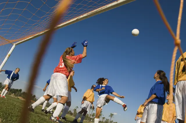 Im Allerheiligenpark startet ein Mädchenfußball-Tu