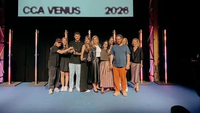 Aaron Hoffmann (Fredmansky), Maggie Felgenhauer (Fredmansky), Michael Hinterberger (Fredmansky), Kathrin Wahlmüller (Fredmansky), Marie-Louise Schnurpfeil (Linz Tourismus), Franziska Leinsmer (Linz Tourismus), Tanja Kiteko (Linz Tourismus), Martin Stöbich (Fotografie), Katharina Jaznikar (Fredmansky), Silvia Profanter (Linz Tourismus), v. l.  | Foto: Fredmansky
