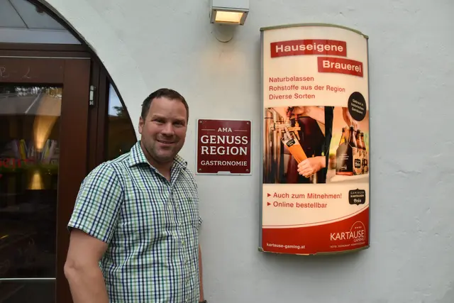 Genuss aus der Region: Franz Aigner vom Bauernbund ist stolz auf gastronomische Vorzeige-Betriebe wie die Kartause in Gaming. | Foto: Roland Mayr/MeinBezirk Scheibbs