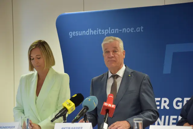 Primaria Birgit Grünberger, Landesrat Anton Kasser. | Foto: Mirjam Preineder