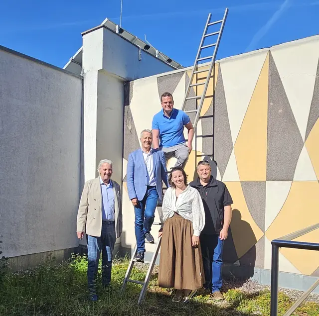 BGM Alfred Babinsky, AL Helmut Schneider, VzBGM Alexander Eckhardt, STR Marlis Schmidt, AL Stephan Smutny-Katschnig.  | Foto: Stadtgemeinde Hollabrunn