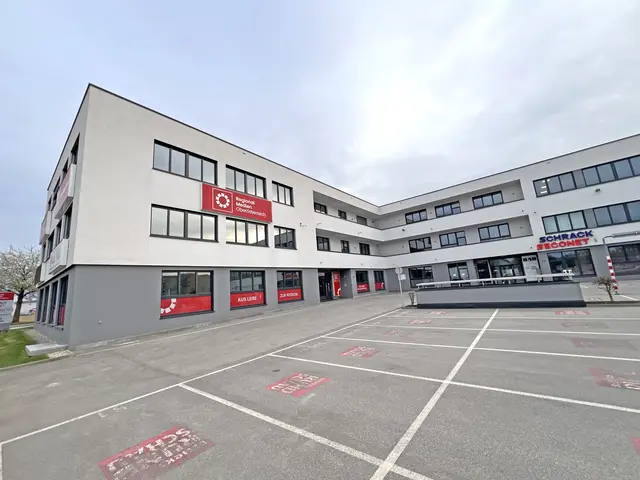 [Anzeige] Moderne 499 m² Bürofläche in Leonding, T