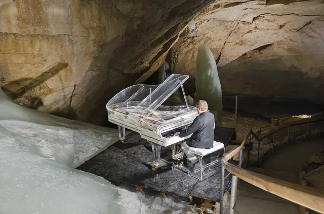 Wenn die Dachstein-Rieseneishöhle zum Konzertsaal 