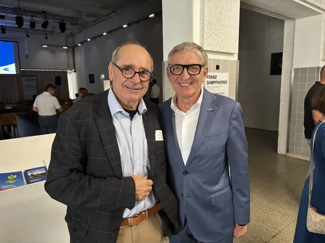 Der deutschlandsberger WKO-Regionalstellenobmann Manfred Kainz (l.) und der steirische WKO-Präsident Josef Herk