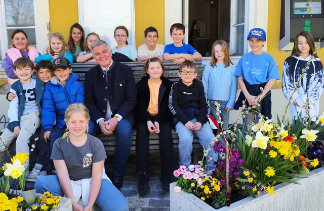 Volksschüler zu Gast im Maria Saaler Gemeindeamt