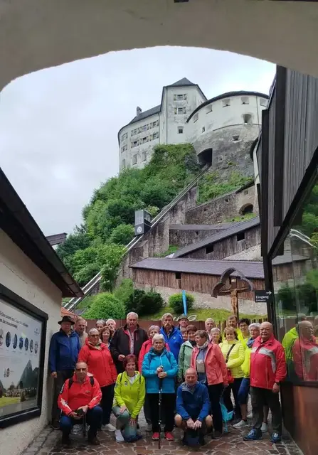 Die diesjährige 4-Tagesreise der Senioren-Ortsgruppe Rabenstein führte 46 Mitglieder nach Tirol und Bayern und bot zahlreiche interessante Ausflugsziele. | Foto: Karina Schmirl