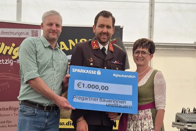 Bauern spenden 1.000 Euro für FF Selker-Neustadt