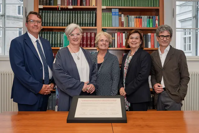 Archive, Bibliotheken, Museen vertiefen Zusammenar