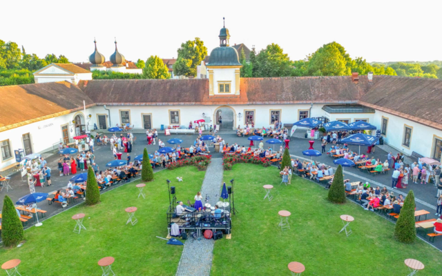 Zweites Weinfest am Stift Reichersberg
