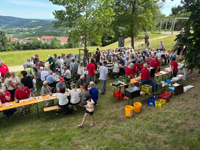 Auch am Erlebnisberg Friedberg wurde ausgelassen gefeiert. | Foto: Stadtgemeinde Friedberg/Lang