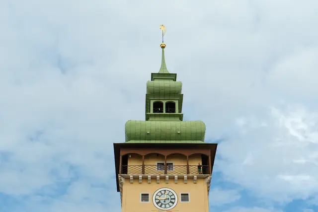 Der historische Turm wurde zur Laufstrecke. | Foto: Bayer