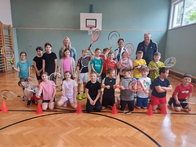 "Kids Tennis Offensive" mit professionellem Training begeist