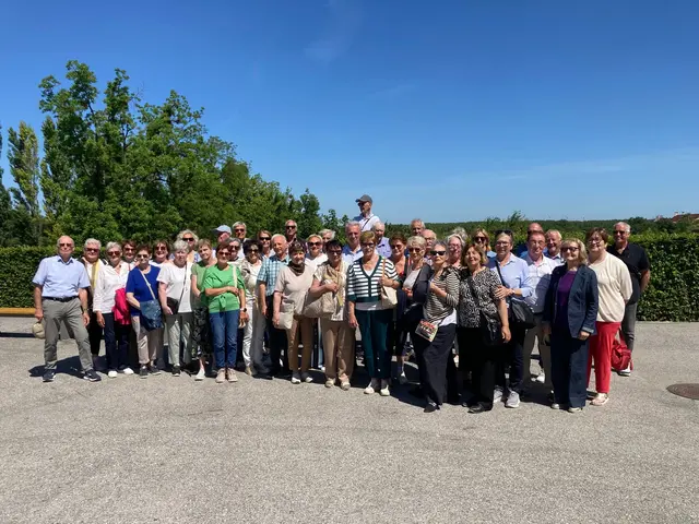 Die Senioren aus Kobersdorf und Deutschkreutz erkunden die Römerstadt Carnuntum. | Foto: Werner Gradwohl