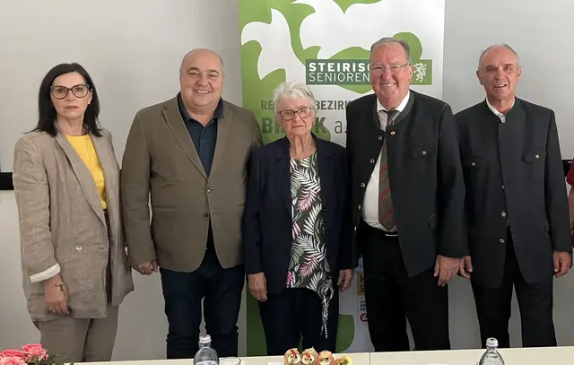 LAbg. Cornelia Izzo, Fritz Roll, Herta Wimmler, BR Ernest Schwindsackl und der neue Obmann Albert Pichler.
 | Foto: VP
