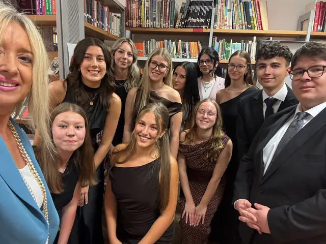 Die Maturantinnen und Maturanten der 5AK mit einem Selfie | Foto: BHAK/BHAS Oberwart