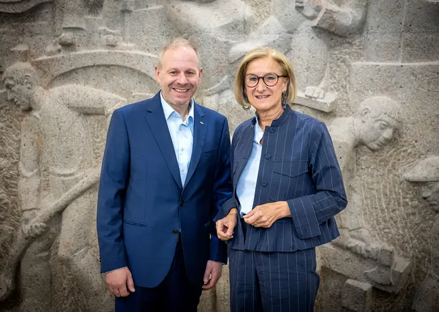 Mikl-Leitner - "Öffentlicher Dienst hält unser Land am Laufe