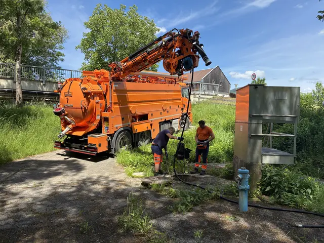 Mit dem neuen MAN-Truck kann der Frischwasserverbrauch und auch der Transportaufwand minimiert werden. | Foto: Mürzverband/Stefan Fladischer