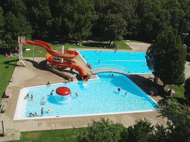 Seibersdorf leistet sich trotzt Spardruck, für die Lebensqualität der Bürger das Sportbad Seibersdorf. | Foto: Marktgemeinde Seibersdorf
