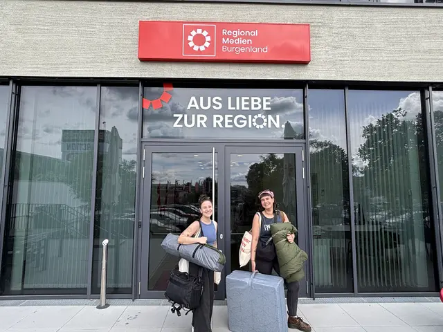 Die MeinBezirk Redaktion am Weg zum Nova Rock | Foto: Anna Triebaumer / MeinBezirk