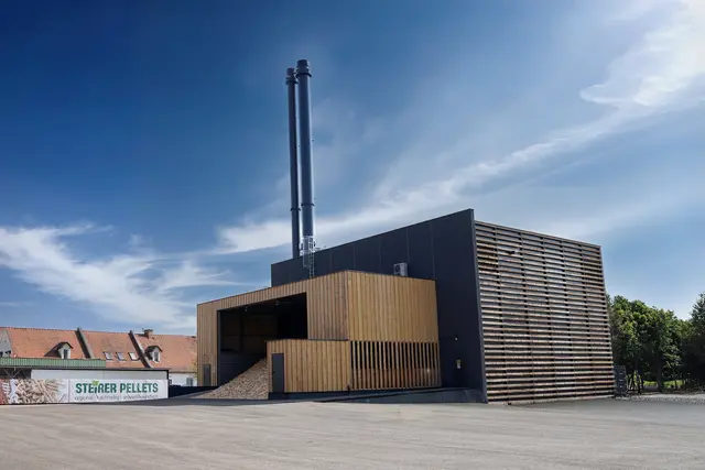 Das Biomasse-Heizwerk der Bioenergie Premstätten mit dem Hackschnitzellager. | Foto: Bioenergie Premstätten