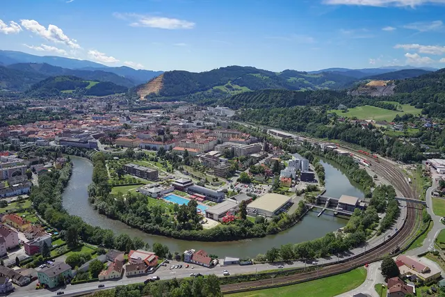 Leoben aus der Vogelperspektive
