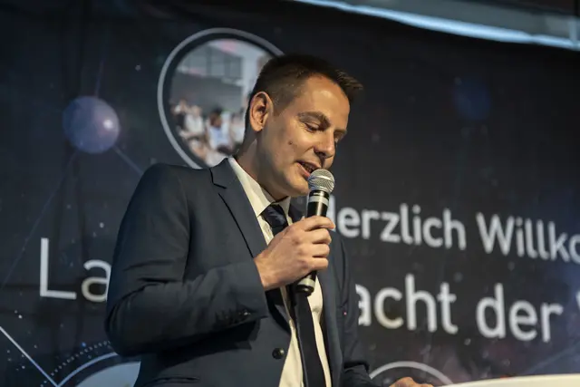 Christian Oberger eröffnete den Abend. | Foto: Thomas Gobauer