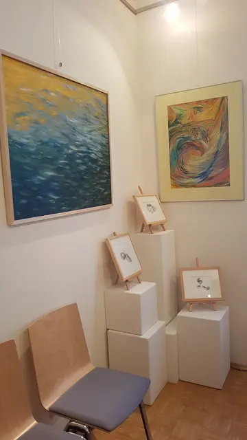 Bilder von Beatrix Prinz und LiLA Herderberg bei der Ausstellung "SONNENWASSERTANZ" in der Art-Galerie Werkbund, Graz | Foto: Photo c by Sylvia A. Frtuhmann (alias LiLA Herderberg)