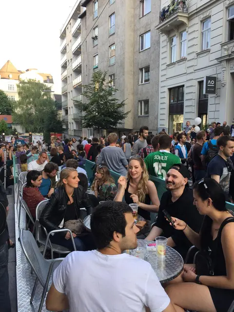  Freuen darf man sich auf kühle Drinks von der Miranda Bar.
 | Foto: Fridolin Fink