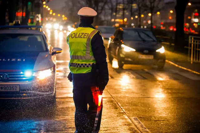 Regierung verschärft Strafen für Raser und andere Verkehrssü