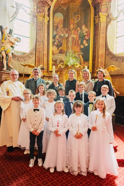 Erstkommunion der Volksschüler in Marbach