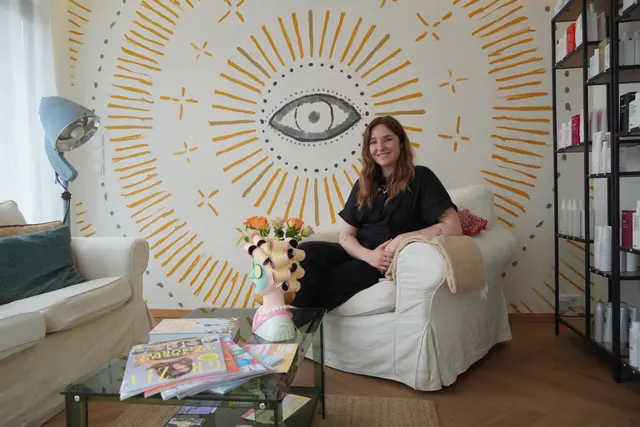 Anna Seidl im "Glow &amp; Glory Hairstudio“ | Foto: Julia Hettegger