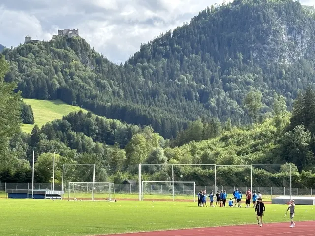Im Dreitannenstadion ist immer viel los. Auch und speziell im Nachwuchsbereich. | Foto: MeinBezirk/Günther Reichel