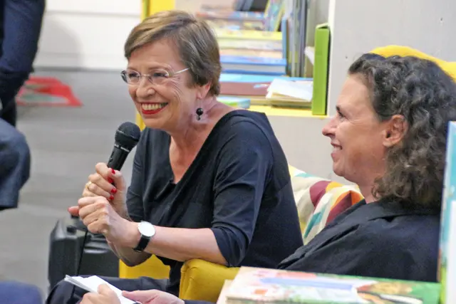 Charmant, engagiert, selbstbewusst: Doris Schmidauer und Nina Horaczek | Foto: Eckhart Herbe