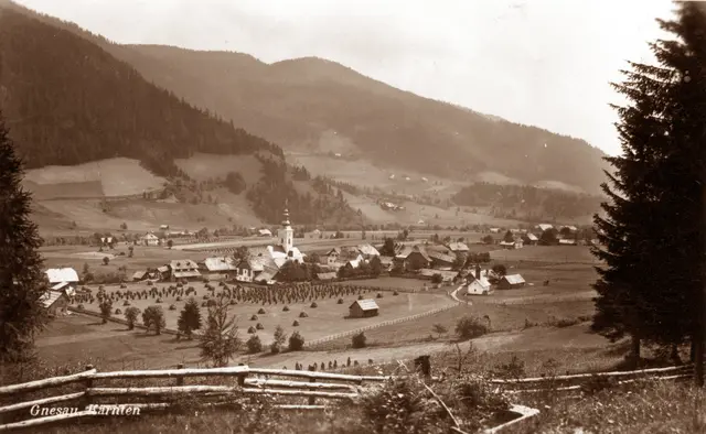 Eine alte Ansicht auf den Ortskern von Gnesau. | Foto: Gemeinde Gnesau