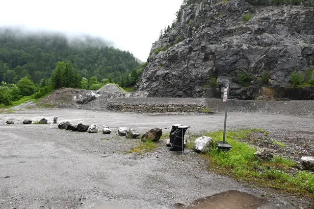 Im ehemaogen Steinbruch am Eselreitberg entsteht ein Gewerbegebiet. | Foto: Josef Wind