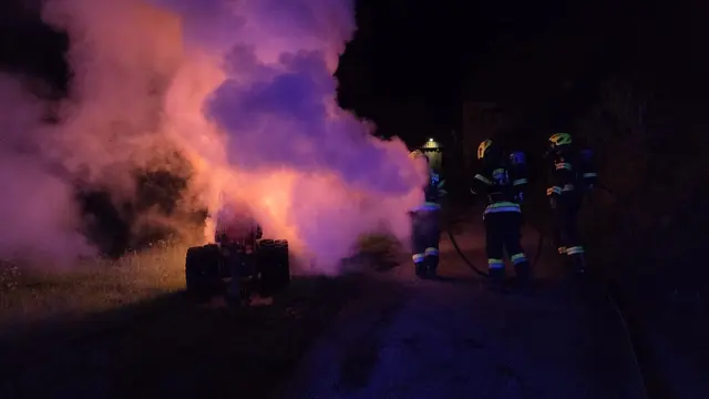 Auf einem landwirtschaftlichen Betrieb war am Freitag in den frühen Morgenstunden ein Brand ausgebrochen. | Foto: FF Kapfenberg-Stadt