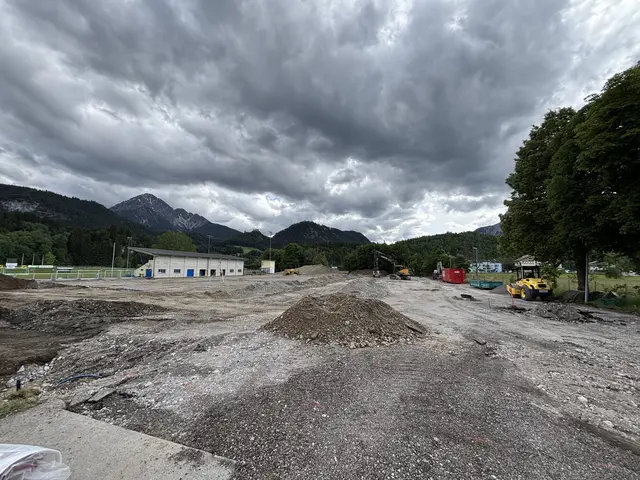 52 auf 92 Meter wird der neue Platz messen, dann wenn er im August 2026 fertiggestellt ist. | Foto: MeinBezirk/Günther Reichel