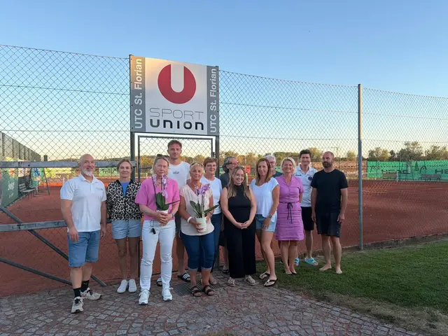 Das Vorstandsteam der Sportunion St. Florian/I. verabschiedete drei langjährige Funktionärinnen. | Foto: Sportunion St. Florian am Inn