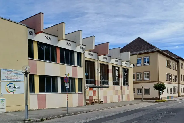 Der im Masterplan 2030 verankerte Bildungscluster wird umgesetzt.