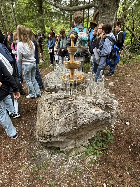 Die gebrachten Gaben für das spezielle Ritual. | Foto: MeinBezirk/Angelika Kern